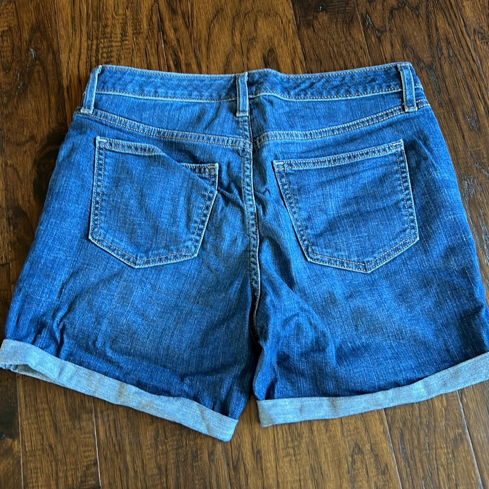 Denim shorts - Picture 2 of 3